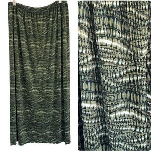 Green broomstick maxi skirt 24